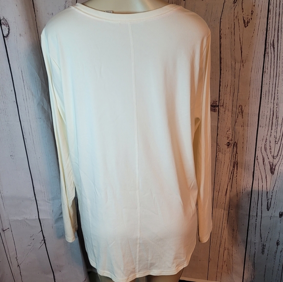 Isaac Mizrahi Live ! Off White Long Sleeve Top with seam running thru - Picture 7 of 10